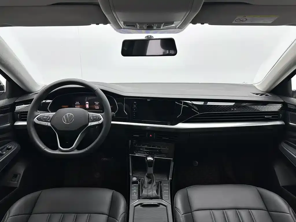 Volkswagen Passat — фото 7