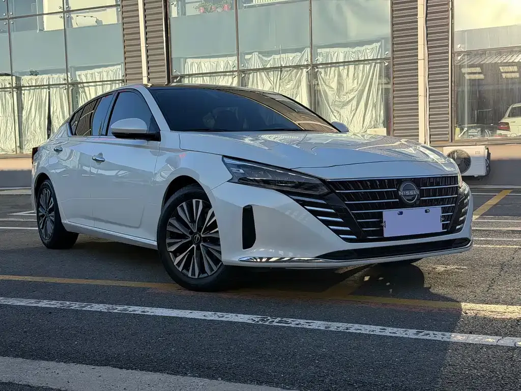 Nissan Teana — фото 3