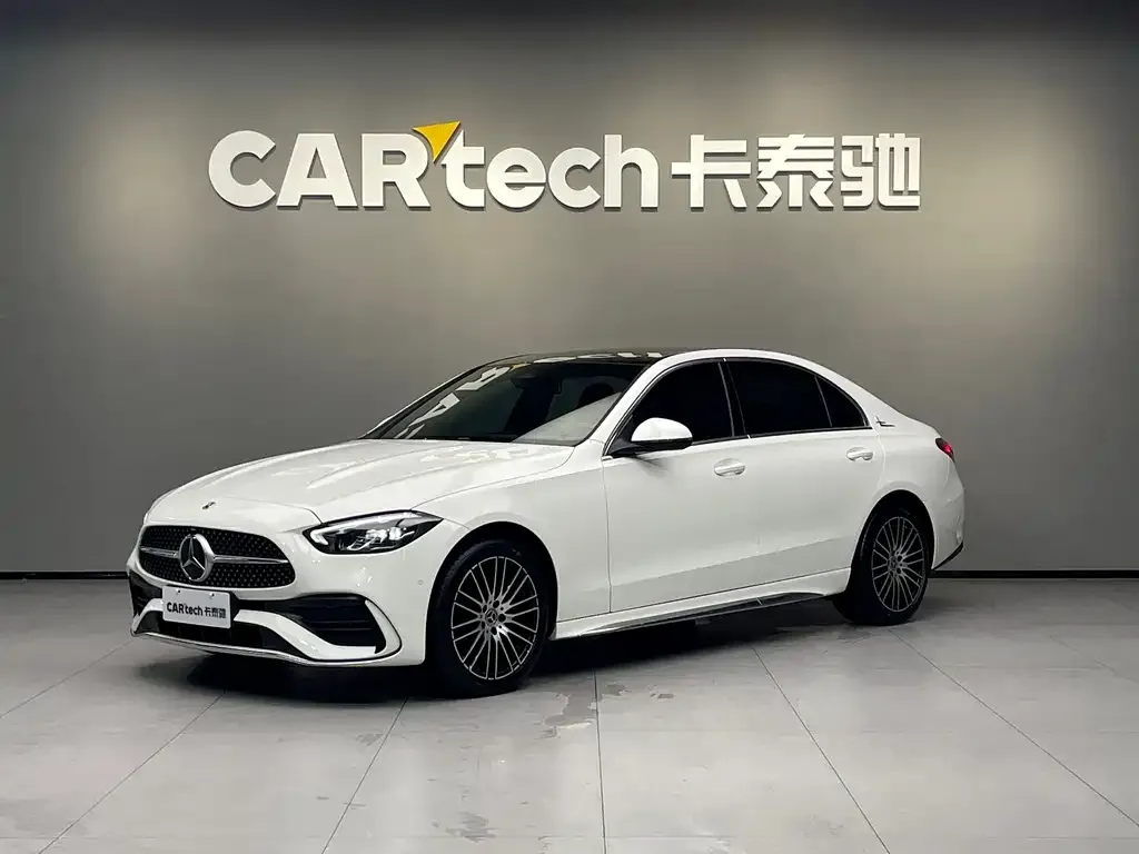 Mercedes-Benz C-Class — фото 1