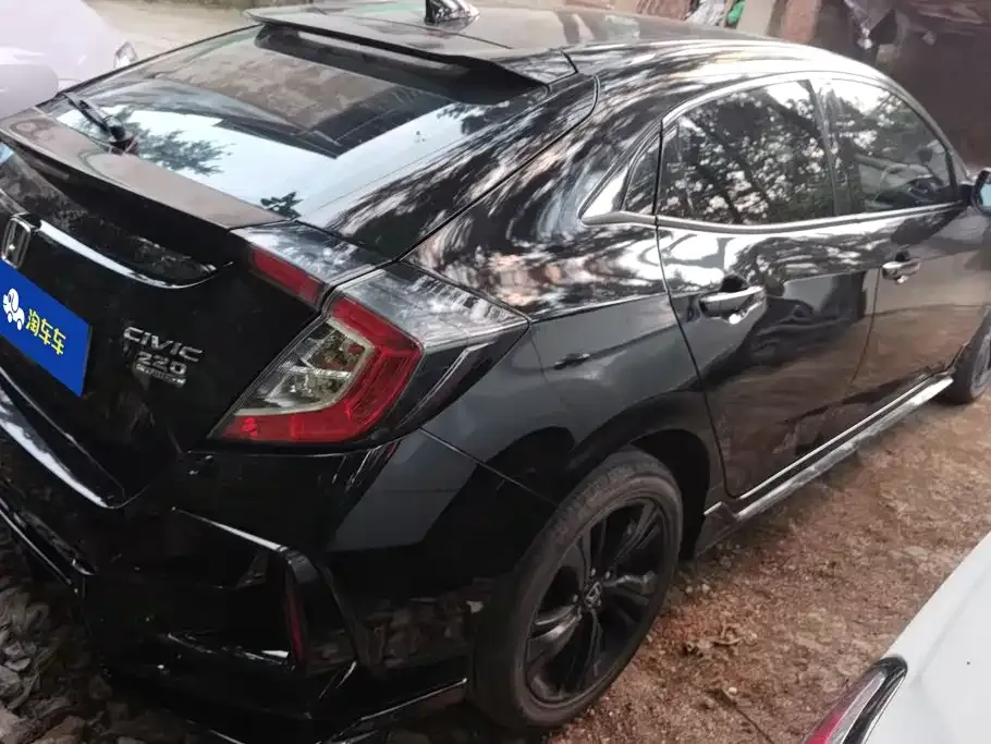 Honda Civic — фото 7