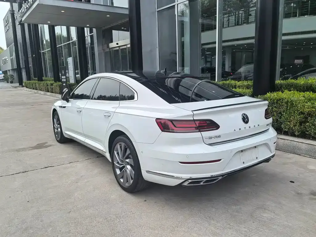Volkswagen CC — фото 2