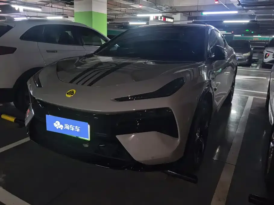 Lotus Eletre — фото 1