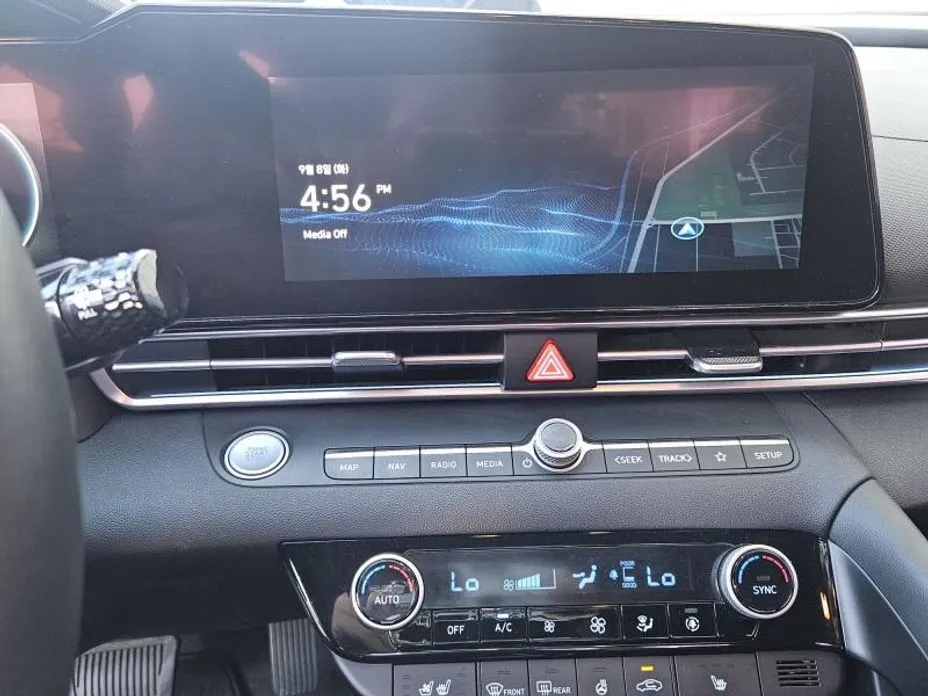 Hyundai AVANTE — фото 3