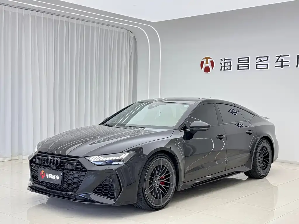 Audi RS 7 — фото 1