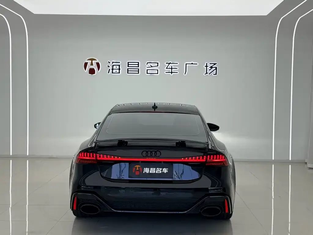 Audi RS 7 — фото 5