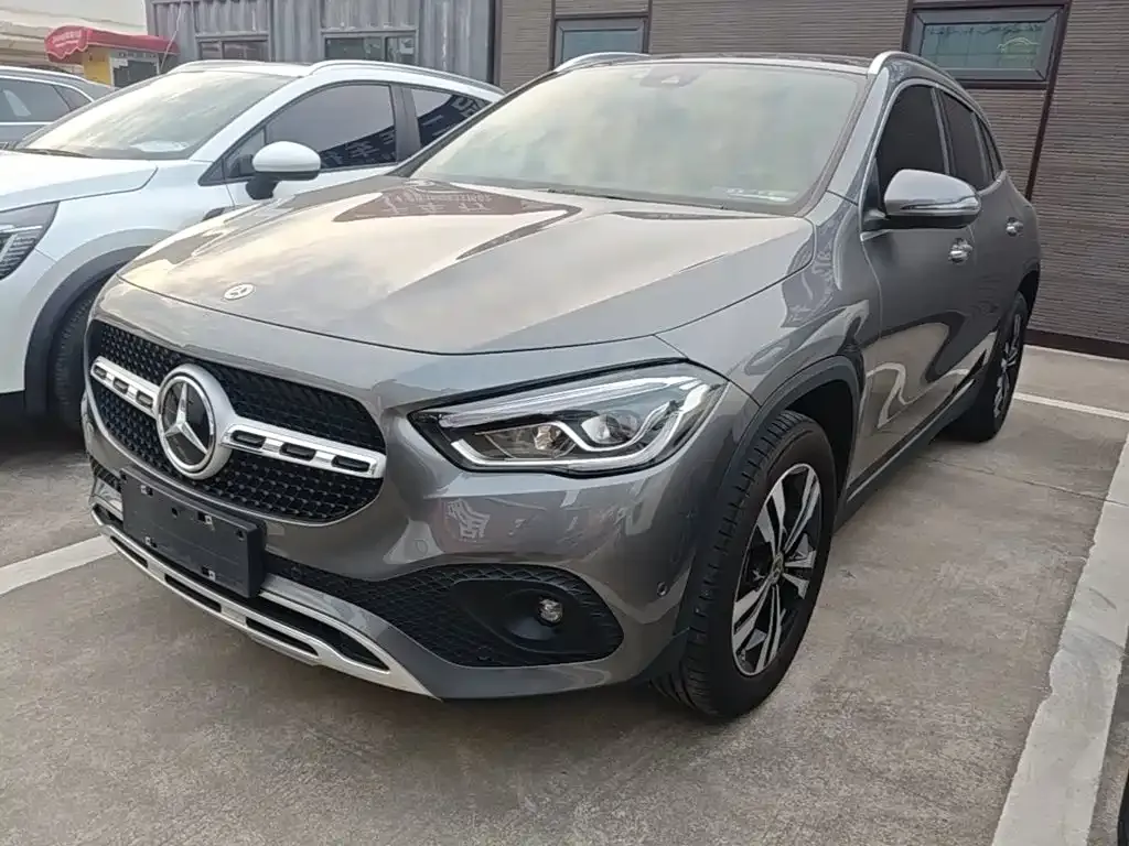 Mercedes-Benz GLA — фото 10