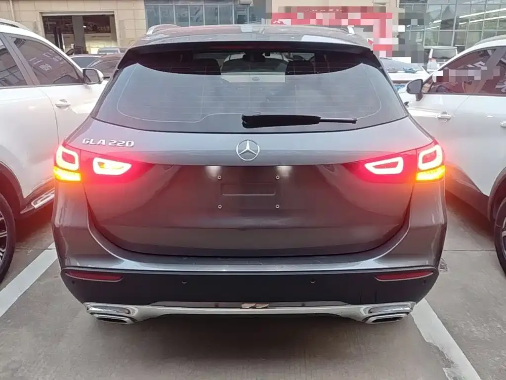 Mercedes-Benz GLA — фото 8