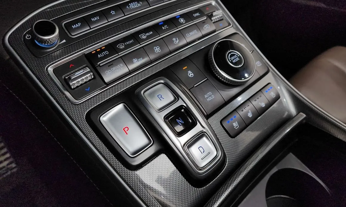 Hyundai Santafe — фото 7