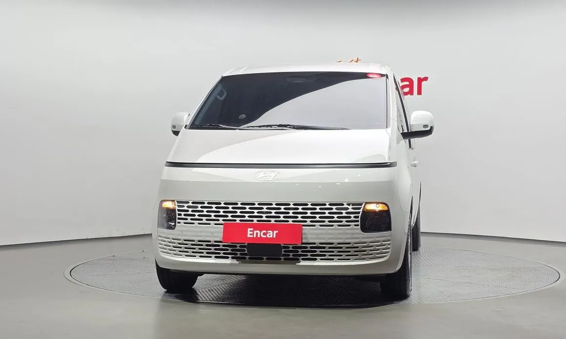 Hyundai Staria — фото 3