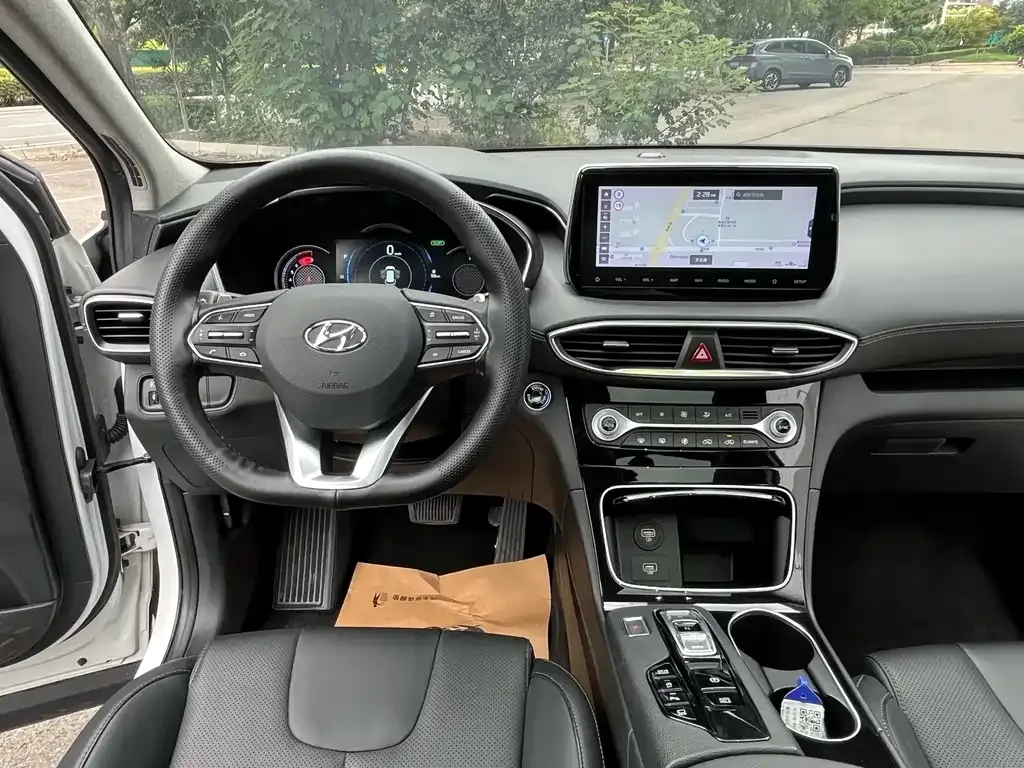 Hyundai Santa Fe — фото 5
