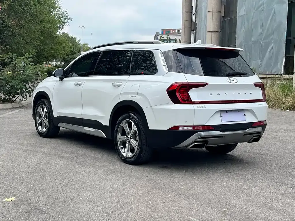 Hyundai Santa Fe — фото 4