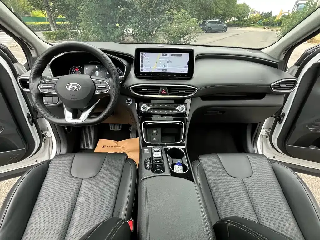 Hyundai Santa Fe — фото 3