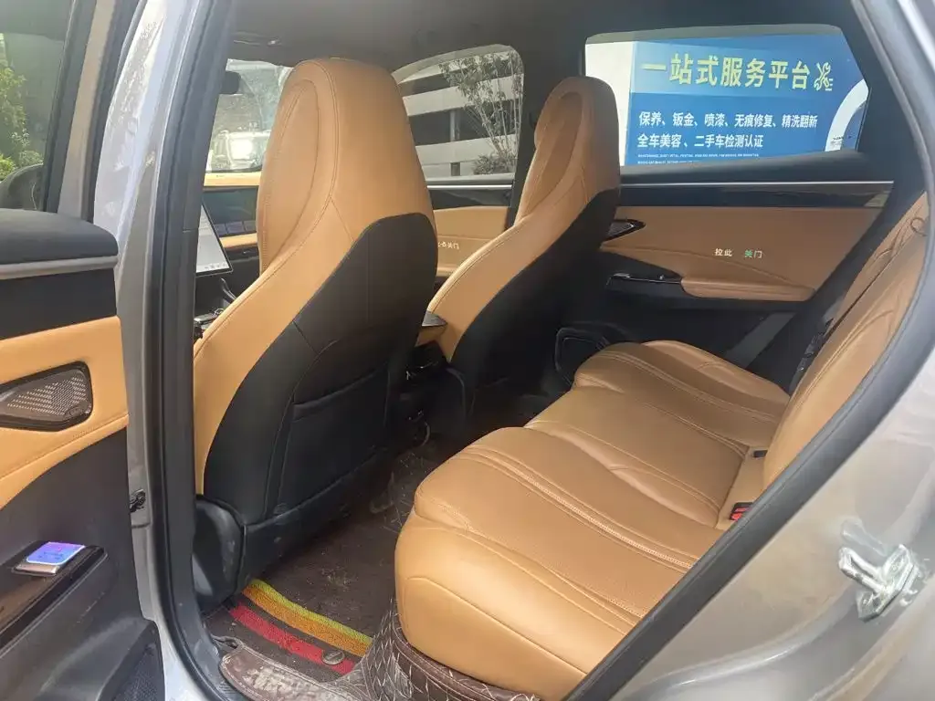 Geely Galaxy L7 — фото 6