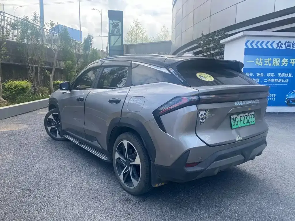 Geely Galaxy L7 — фото 10