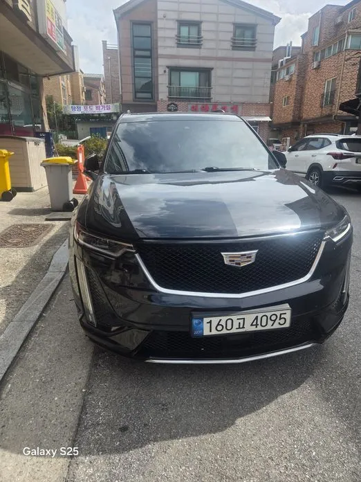Cadillac XT6 — фото 1