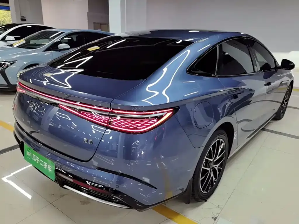 BYD Seal — фото 8