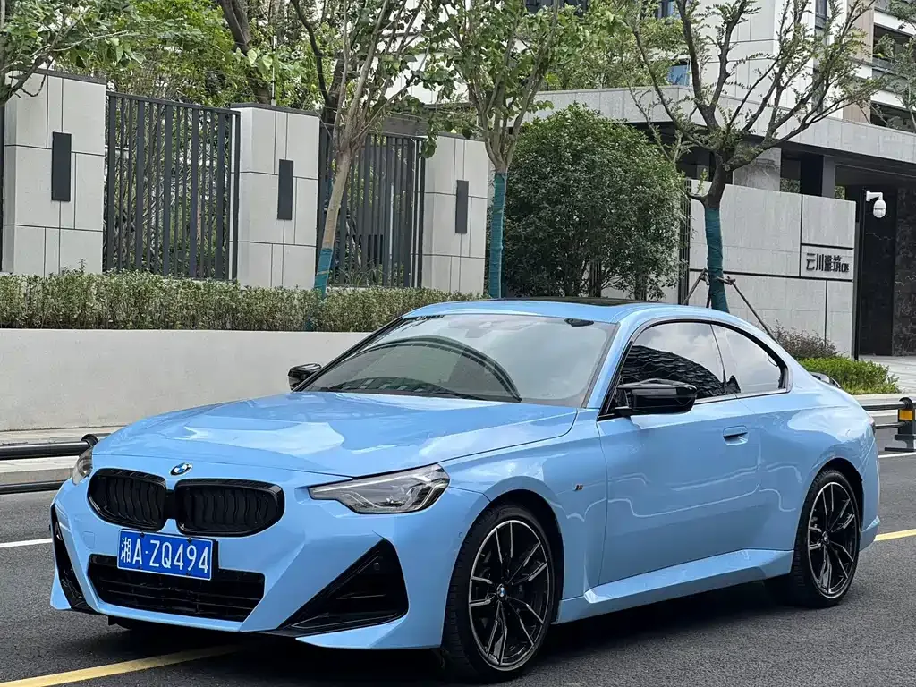 BMW M240i — фото 1