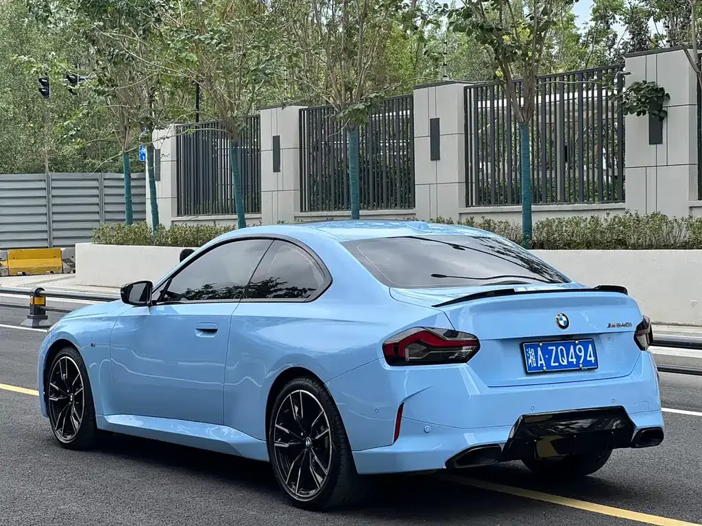 BMW M240i — фото 6