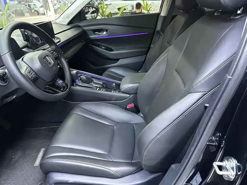 Honda Accord — фото 5