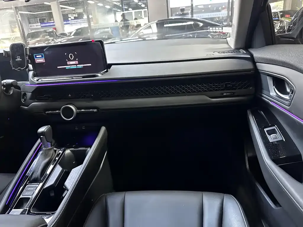 Honda Accord — фото 4