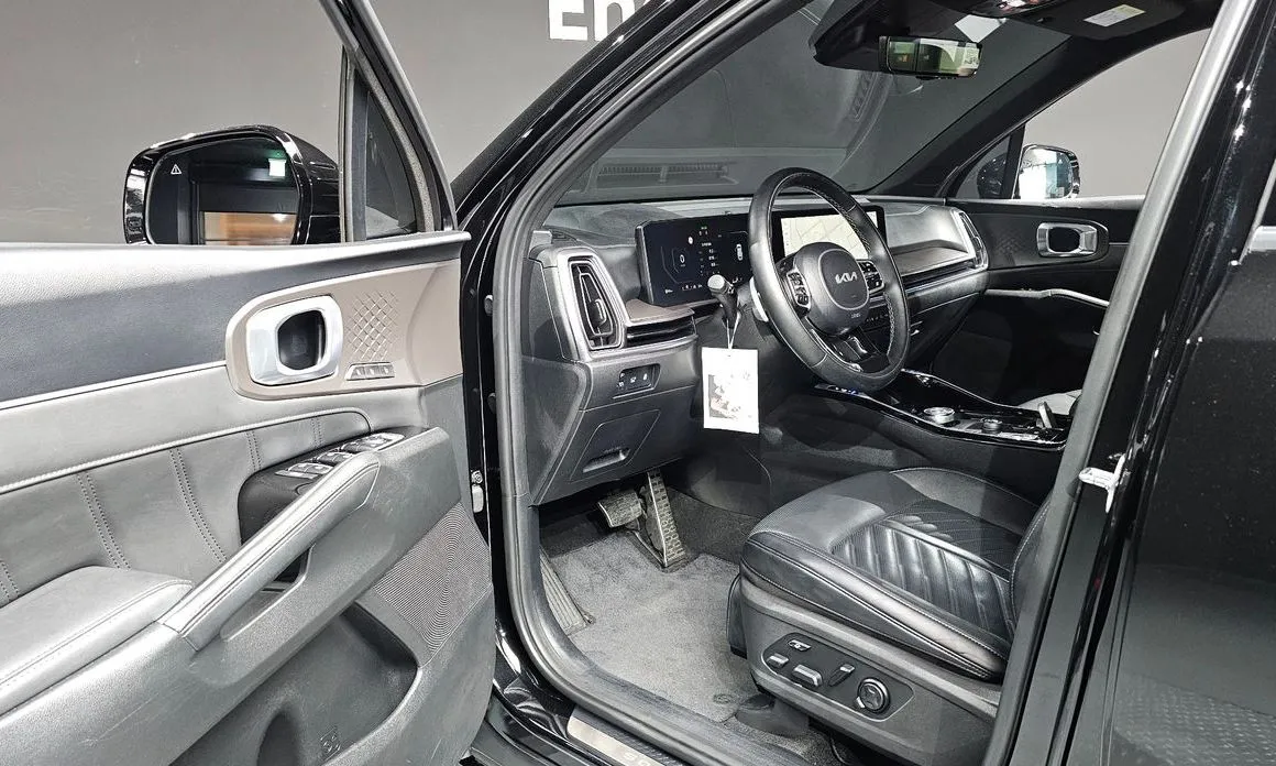 Kia Sorento — фото 8