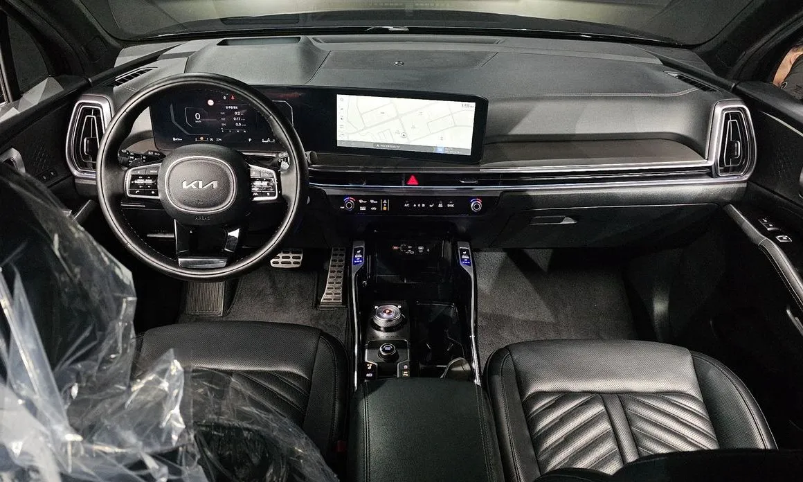 Kia Sorento — фото 10