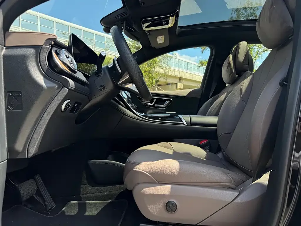Mercedes-Benz EQE SUV — фото 3