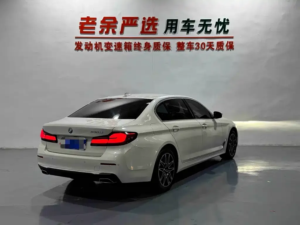 BMW 5 Series — фото 2