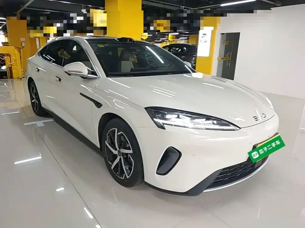 BYD Seal 07 DM-i — фото 7