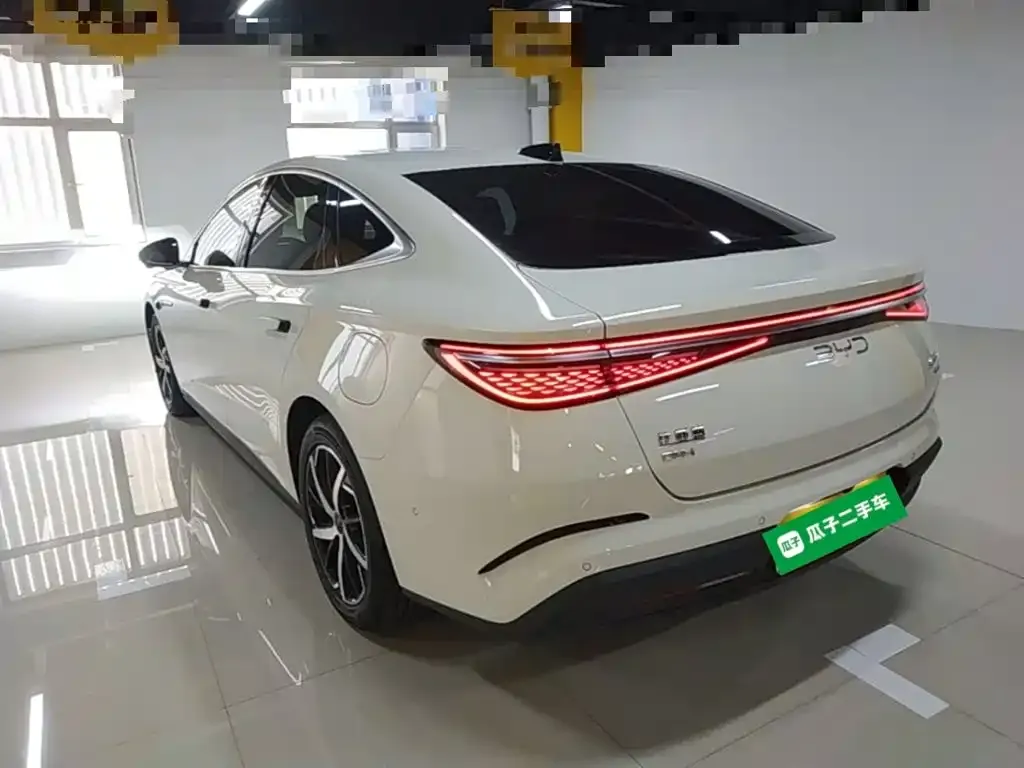 BYD Seal 07 DM-i — фото 5