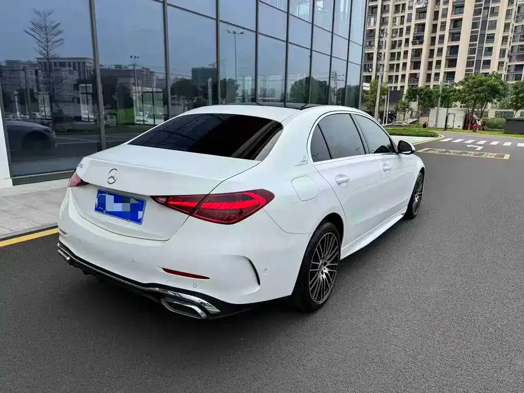 Mercedes-Benz C-Class — фото 10