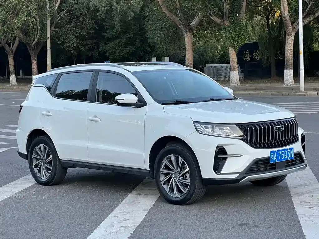 Geely Vision X6 — фото 8