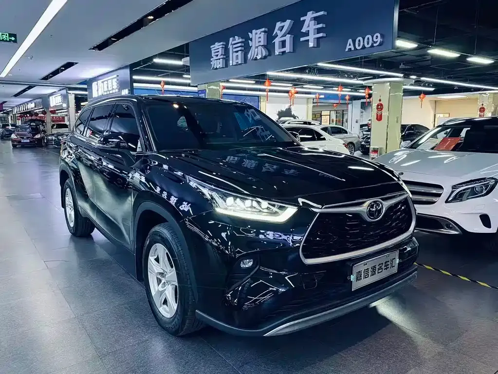 Toyota Highlander — фото 5