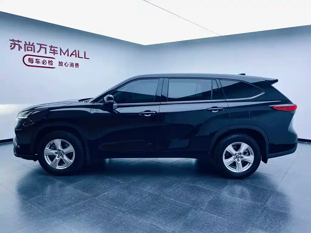 Toyota Highlander — фото 9