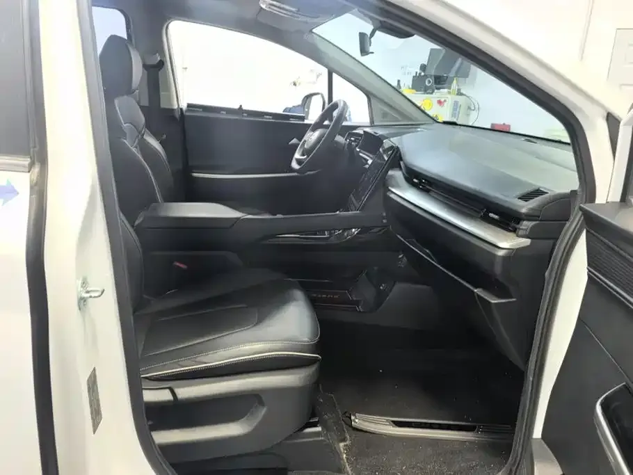 Hyundai Custo — фото 8