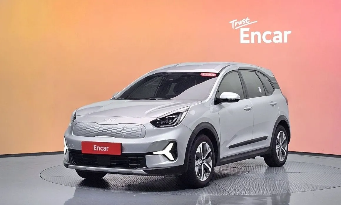 Kia Niro — фото 1