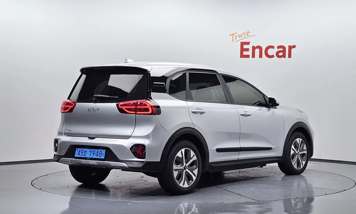 Kia Niro — фото 5