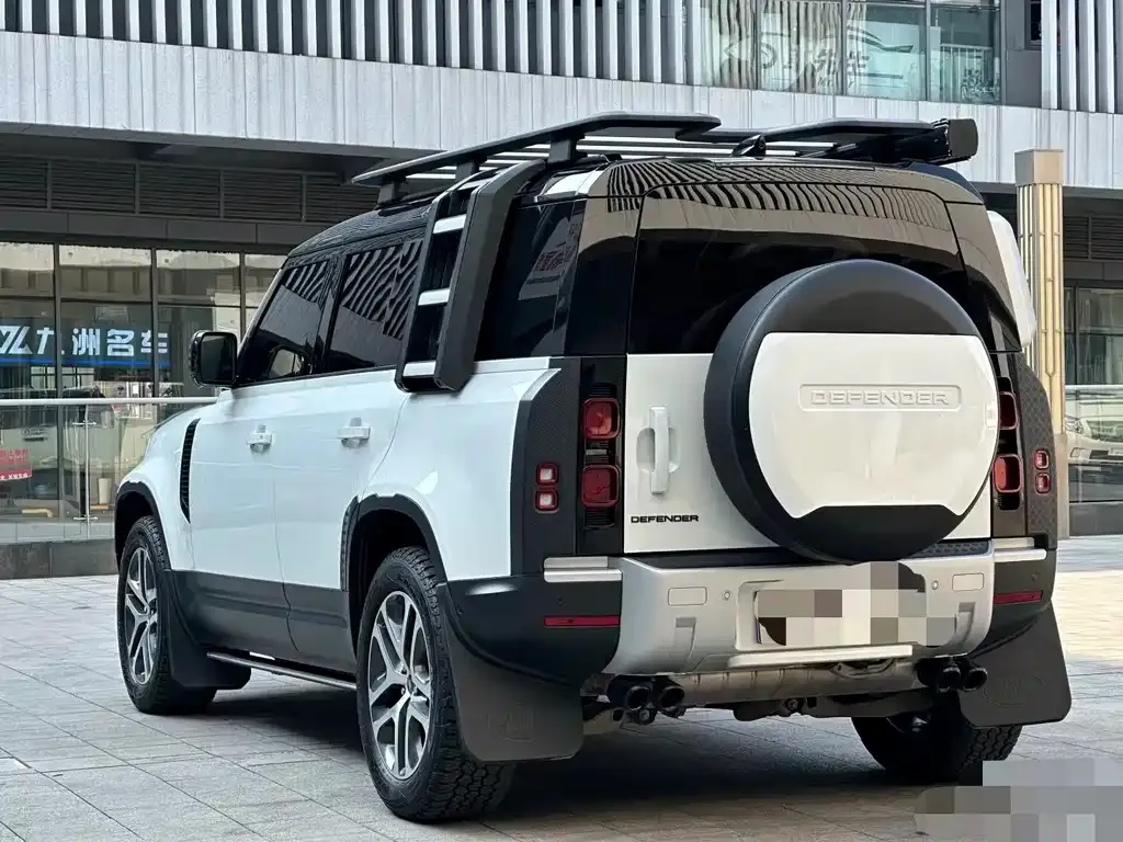 Land Rover Defender — фото 8