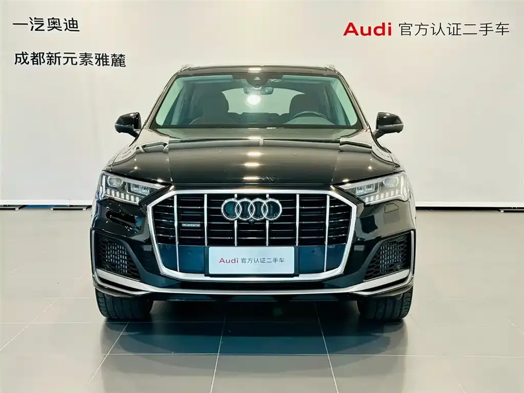 Audi Q7 — фото 10