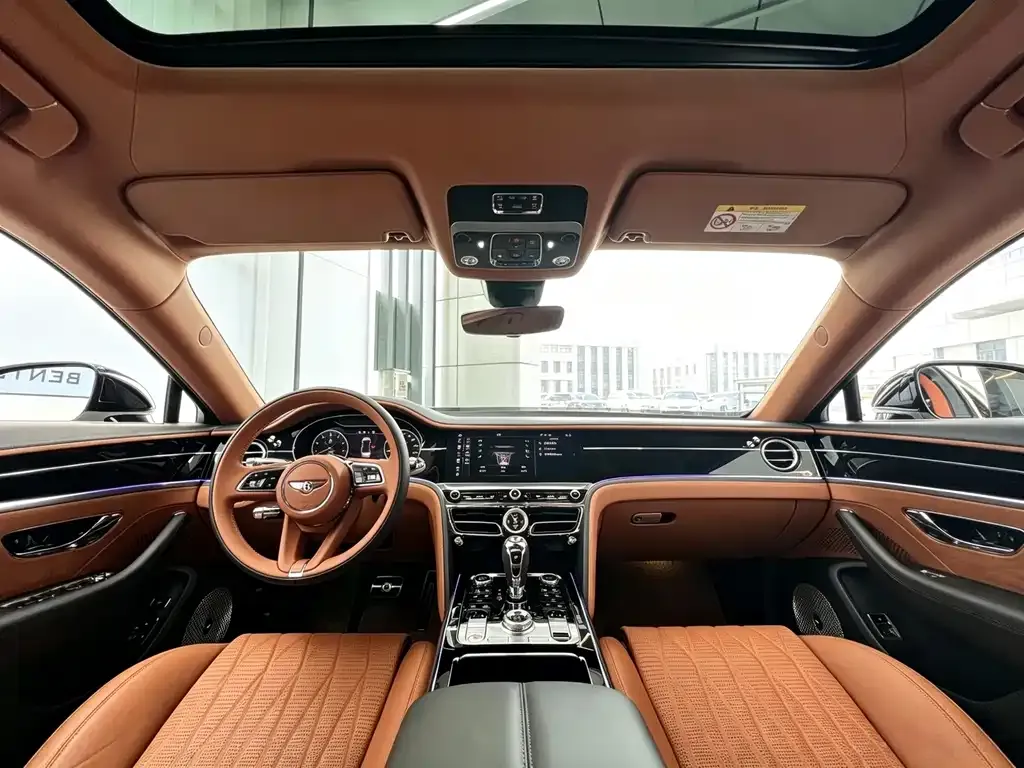 Bentley Flying Spur — фото 7