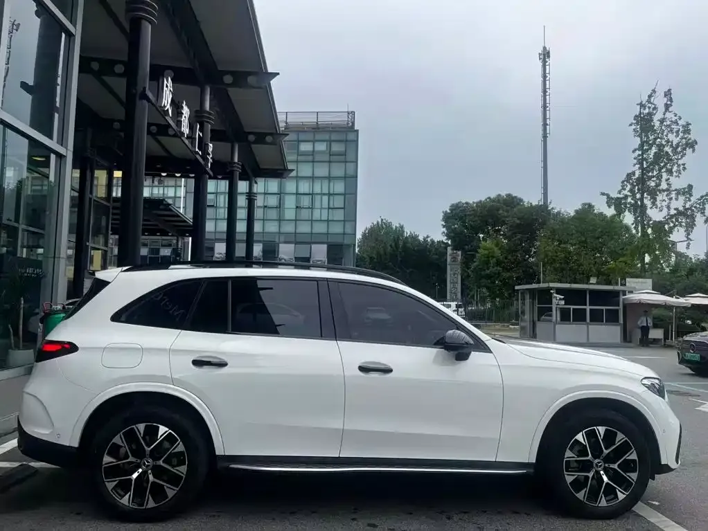 Mercedes-Benz GLC — фото 10
