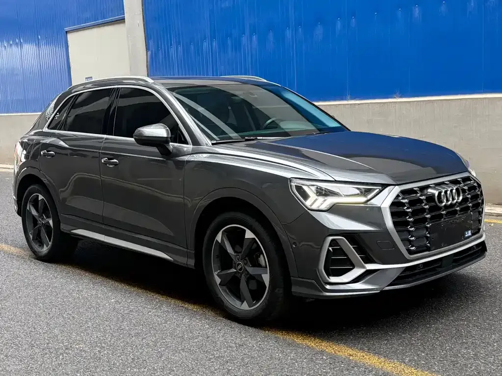 Audi Q3 — фото 8