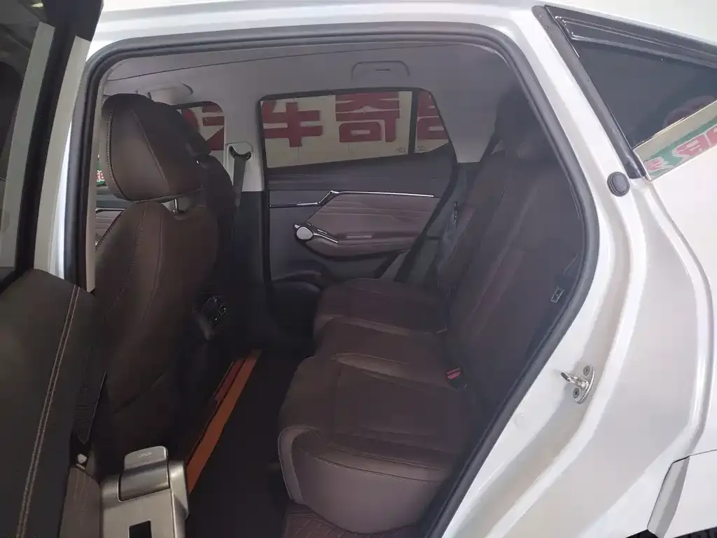 GAC Motor Trumpchi GS4 — фото 3
