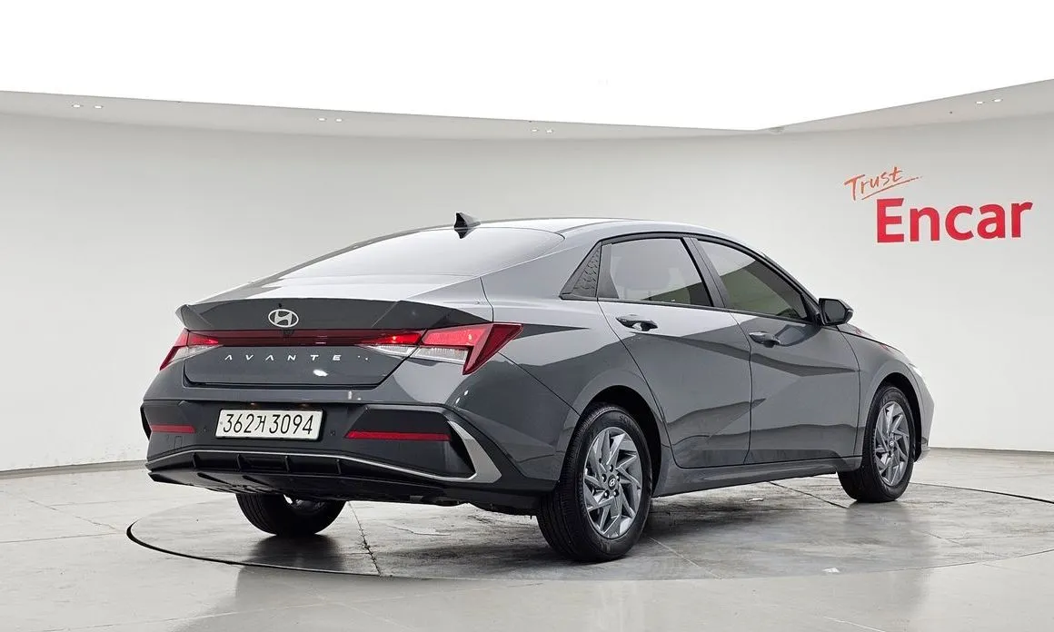 Hyundai AVANTE — фото 4