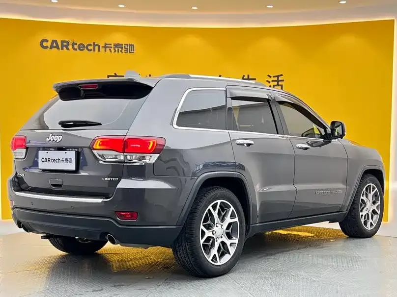 Jeep Grand Cherokee (Import) — фото 7