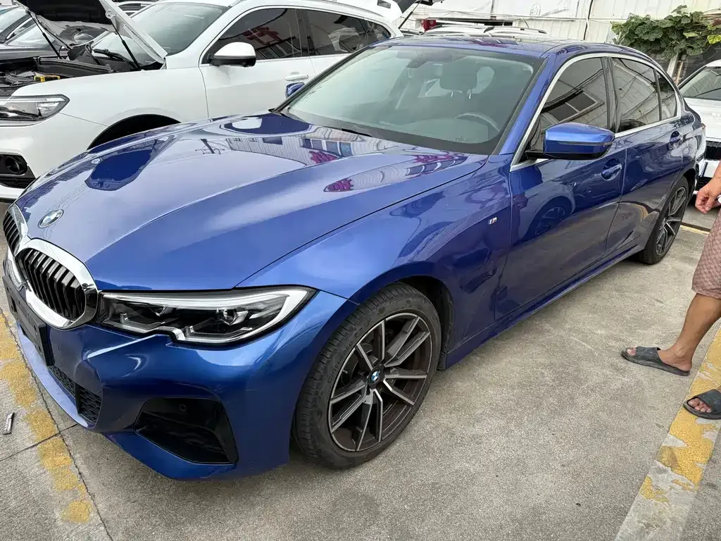 BMW 3 Series — фото 1