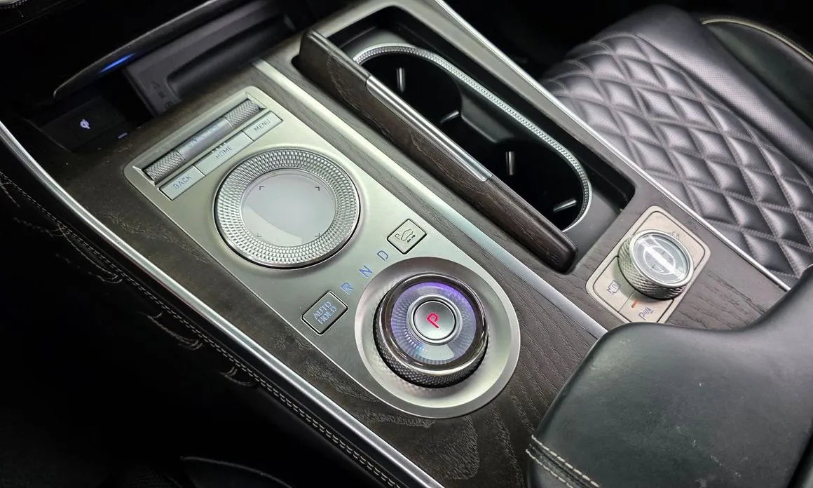 Genesis GV80 — фото 10