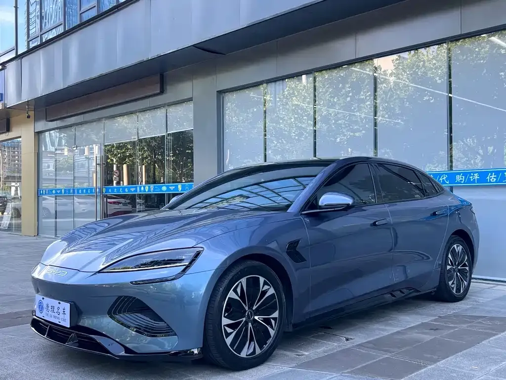 BYD Seal — фото 4