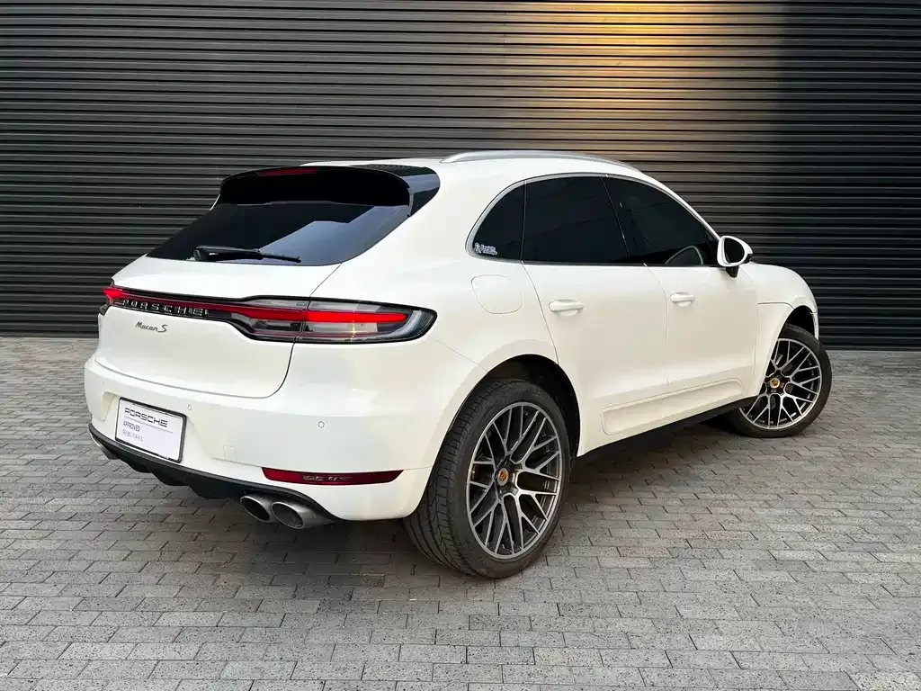 Porsche Macan — фото 3
