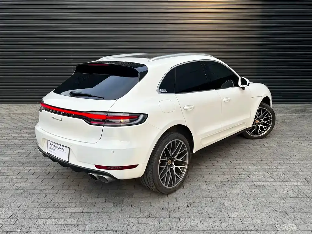 Porsche Macan — фото 4